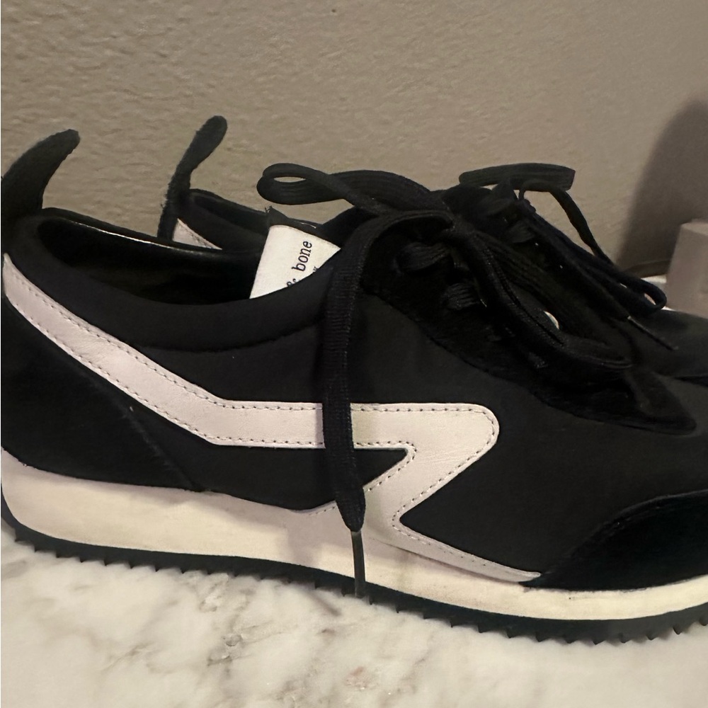 NEW! Rag & Bone Retro Runner Sneaker-size 9
